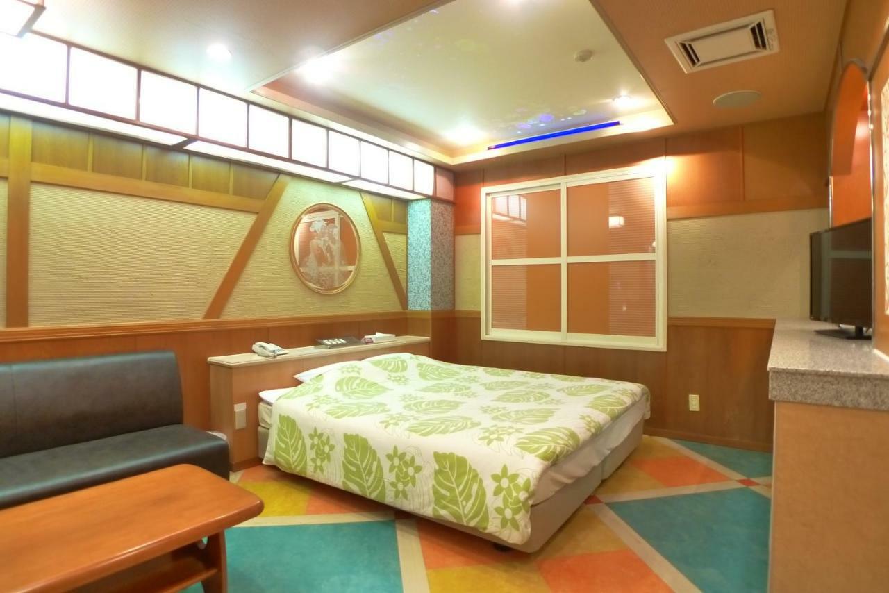 Resort Inn Golf Gotemba (Adults Only) Zewnętrze zdjęcie